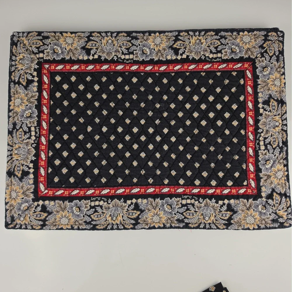 Vera Bradley Classic Black Retired 5 Placemats 6 Napkins Quilted Cotton Set